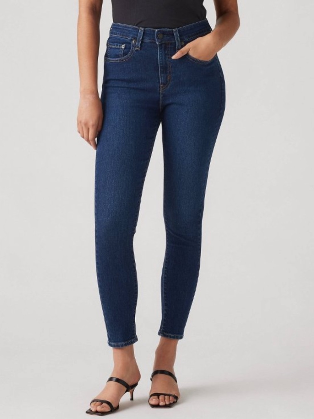 Levi’s 721 High Rise Skinny Jeans Eternal Indigo 29x30- Like New